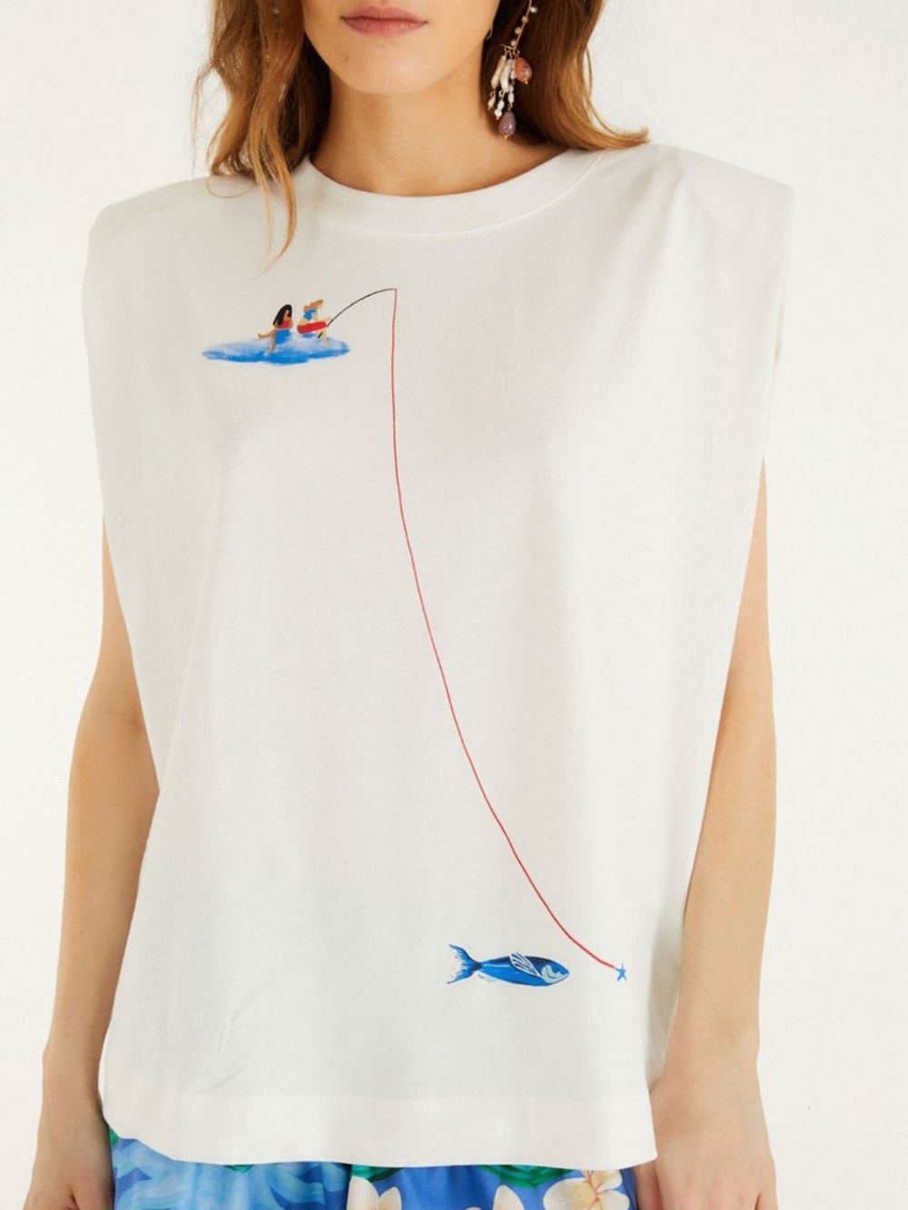 FARM Rio Off-White Fishing Dreams Padded Shoulder T-Shirt Size Medium NWT - Picture 4 of 11
